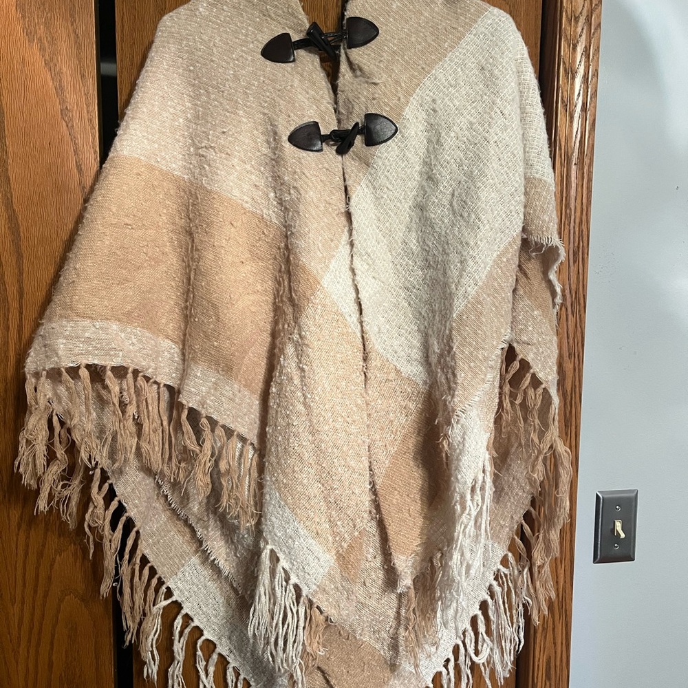 Cozy Tan and Cream Poncho with Toggle Closure